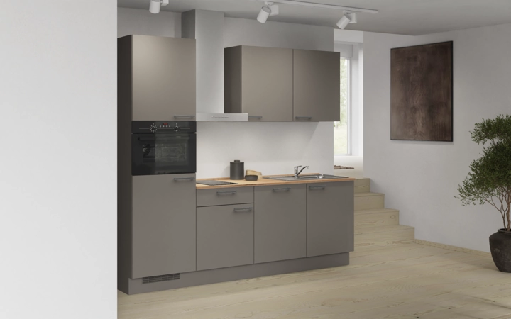 Cuisines Elite Cuisine linéaire 240 cm électroménagers inclus planning 1 1